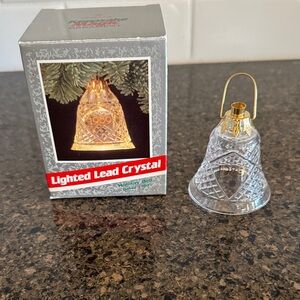 Hallmark Keepsake Lighted Lead Crystal  Ornament 1989